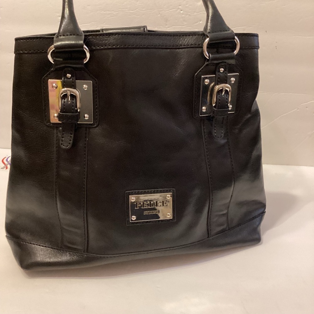 Pelle Studio Women’s Wilson Leather Handbag